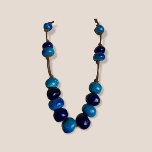 Vintage ceramic pottery beaded necklace blue